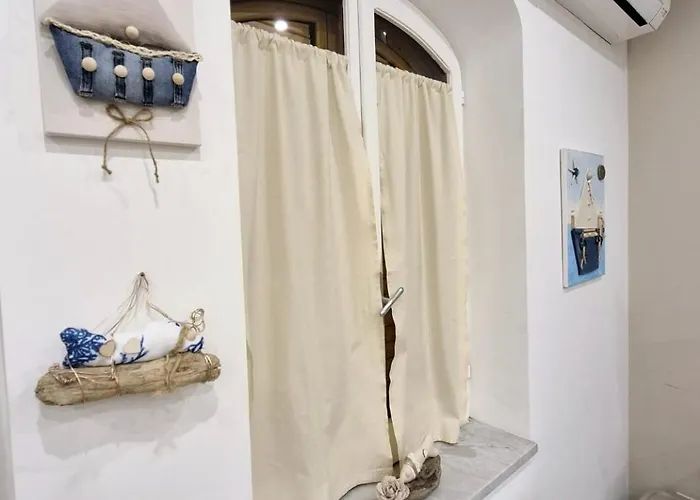 Donna Lia Giardini Naxos